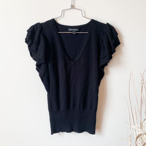 Express Tops - $5 SALE | Express Black V Neck Ruffle Blouse sz XS